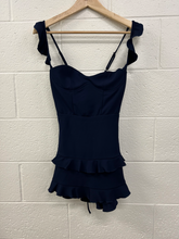Load image into Gallery viewer, Dress Size Medium

