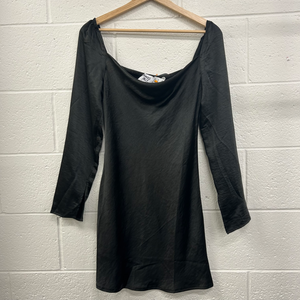 Princess Polly Dress Size Medium