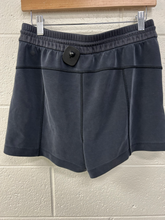 Load image into Gallery viewer, Lulu Lemon Athletic Shorts Size Large
