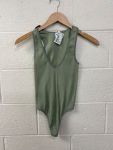 Load image into Gallery viewer, Sunday Best Tank Top Size Extra Small

