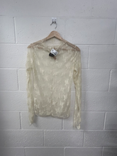 Load image into Gallery viewer, Free People Long Sleeve Top Size Extra Large
