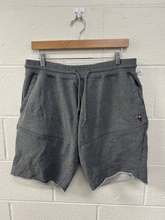 Load image into Gallery viewer, Billionaire Boys Club Shorts Size Extra Large
