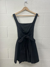 Load image into Gallery viewer, Dress Size Extra Large
