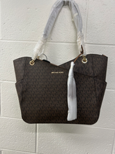 Load image into Gallery viewer, Michael Kors Purse
