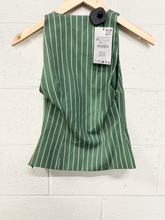 Load image into Gallery viewer, Zara Shorts Size Extra Small
