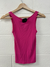 Load image into Gallery viewer, Skims Tank Top Size Medium
