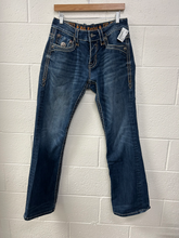 Load image into Gallery viewer, Rock Revival Denim Size 33
