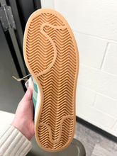 Load image into Gallery viewer, Adidas Casual Shoes Womens 8.5
