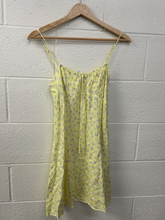 Load image into Gallery viewer, Zara Dress Size Small
