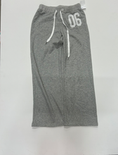 Load image into Gallery viewer, Edikted Pants Size Extra Small
