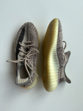Load image into Gallery viewer, Adidas Yeezy Casual Shoes Womens 8
