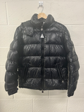 Load image into Gallery viewer, Heavy Outerwear Size Small
