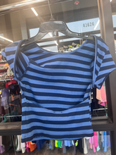 Load image into Gallery viewer, Edikted Short Sleeve Top Size Medium
