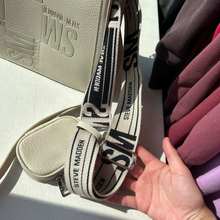 Load image into Gallery viewer, Steve Madden Purse

