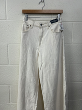 Load image into Gallery viewer, Abercrombie &amp; Fitch Pants Size 3/4 (27)
