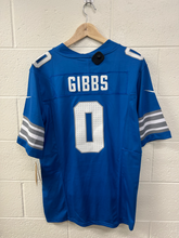 Load image into Gallery viewer, Nike Mens Fan Apparel Size Small
