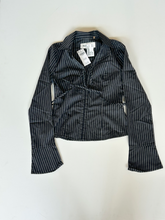 Load image into Gallery viewer, Hollister Long Sleeve Top Extra Extra Small
