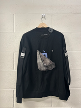 Load image into Gallery viewer, Long Sleeve Top Size Large
