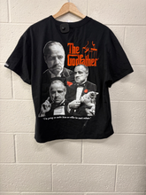 Load image into Gallery viewer, T-shirt Size Medium
