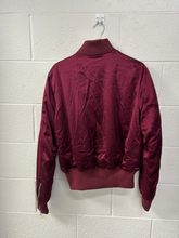 Load image into Gallery viewer, Outerwear Size Small

