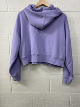Load image into Gallery viewer, Sweatshirt Size Large
