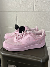 Load image into Gallery viewer, Nike Casual Shoes Womens 11
