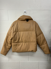Load image into Gallery viewer, Abercrombie &amp; Fitch Heavy Outerwear Size Medium
