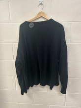 Load image into Gallery viewer, Sweater Size Extra Large
