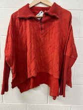 Load image into Gallery viewer, Free People Sweatshirt Size Small
