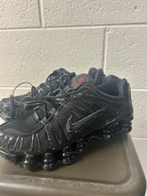 Load image into Gallery viewer, Nike Casual Shoes Womens 7.5
