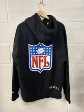 Load image into Gallery viewer, Mitchell &amp; Ness Sweatshirt Size Large
