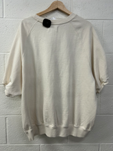 Load image into Gallery viewer, Free People Sweater Size Large
