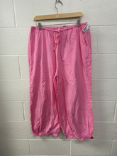 Load image into Gallery viewer, Anthropologie Pants Size 7/8 (29)
