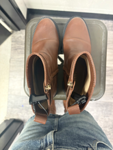 Load image into Gallery viewer, Coach Boots Womens 7.5
