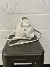 Load image into Gallery viewer, Purse
