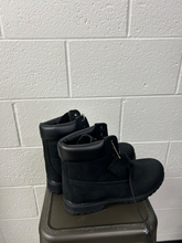 Load image into Gallery viewer, Timberland Boots Mens 12
