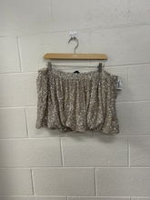 Load image into Gallery viewer, Pepper Mayo Short Skirt Size 2XL
