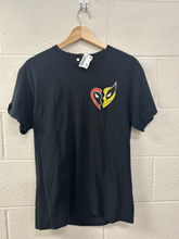 Load image into Gallery viewer, Short Sleeve Top Size Medium
