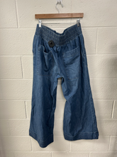 Load image into Gallery viewer, We The Free Denim Size Large
