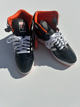 Load image into Gallery viewer, Adidas Casual Shoes Mens 10.5
