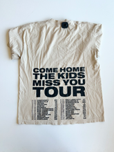 Load image into Gallery viewer, T-shirt Size Large
