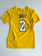 Load image into Gallery viewer, Nike Short Sleeve Top Size Small
