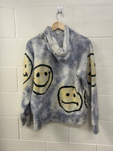Load image into Gallery viewer, Sweatshirt Size Small

