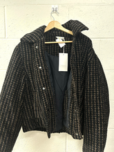 Load image into Gallery viewer, Zara Heavy Outerwear Size Large
