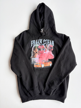 Load image into Gallery viewer, Sweatshirt Size Medium
