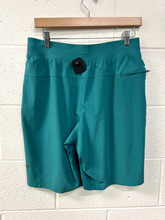 Load image into Gallery viewer, Lulu Lemon Athletic Shorts Size Small
