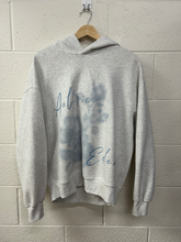 Load image into Gallery viewer, Sweatshirt Size Small
