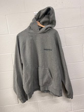 Load image into Gallery viewer, Fear Of God Essentials Sweatshirt Size Extra Large
