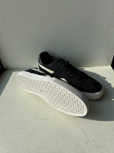 Load image into Gallery viewer, Reebok Mens Athletic Shoes Mens 10
