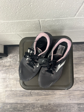 Load image into Gallery viewer, Brooks Womens Athletic Shoes Womens 9
